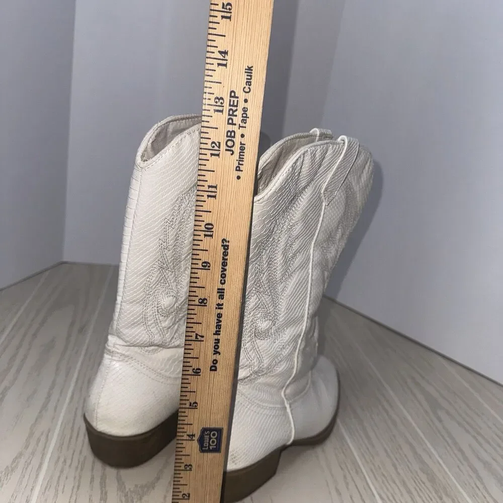 Coconuts by Matisse Gaucho Women’s Western Boots White Snake Print 10W